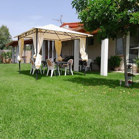 B&B Villa Luisella 卡斯蒂亚达斯 外观 照片