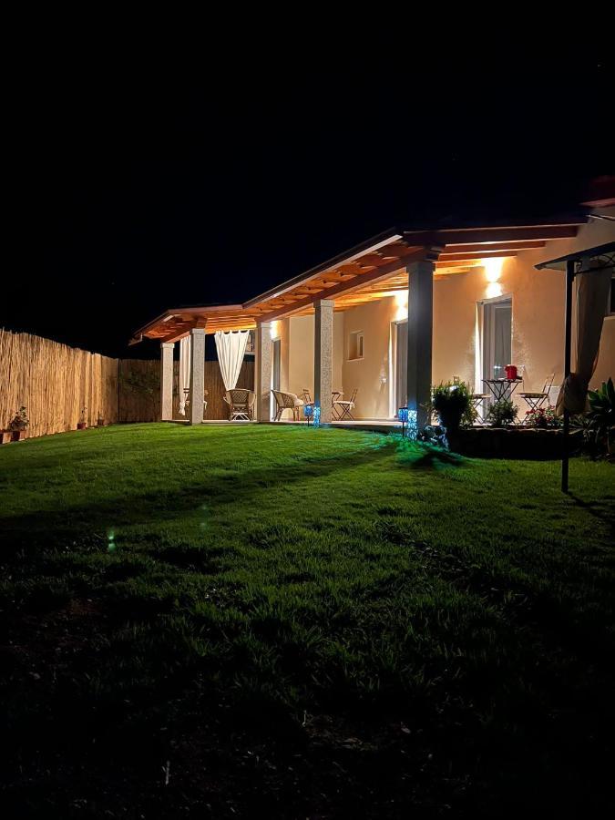 B&B Villa Luisella 卡斯蒂亚达斯 外观 照片